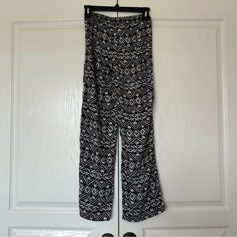 Justice Black & White Bohemian Light Weight Long Pants Size 12S